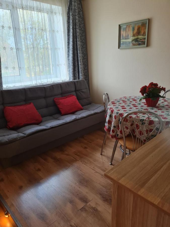 Ziemielu Mols Apartaments/Pirma Linija Pie Juras Liepāja Exteriör bild