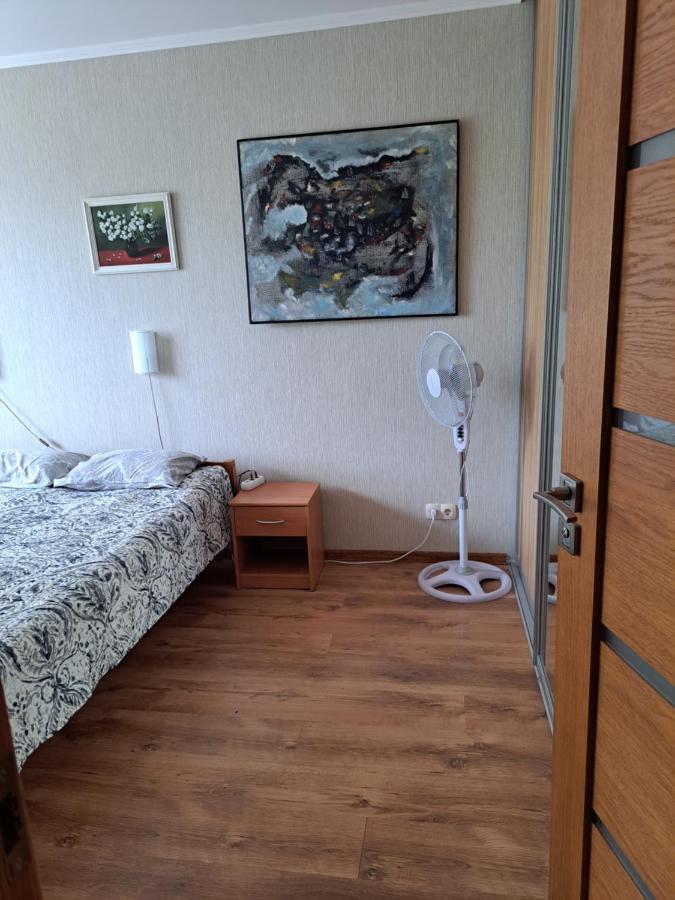 Ziemielu Mols Apartaments/Pirma Linija Pie Juras Liepāja Exteriör bild